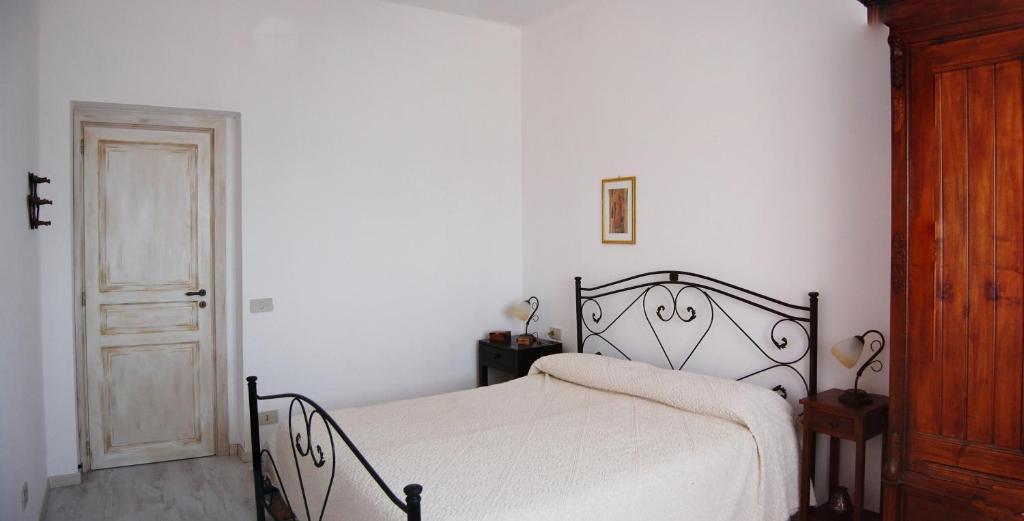 Andrea E Valentina Bed & Breakfast S'archittu Ruang foto